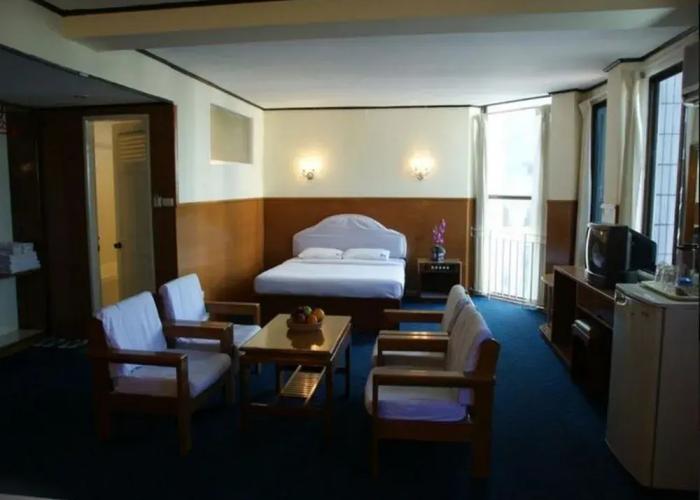 Pacific Hotel