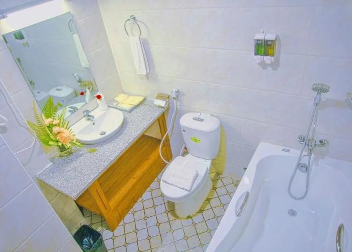 Mandalay Lodge Hotel