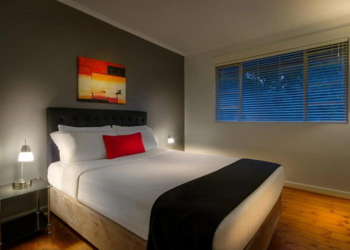 Crest on Barkly Serviced Apartments