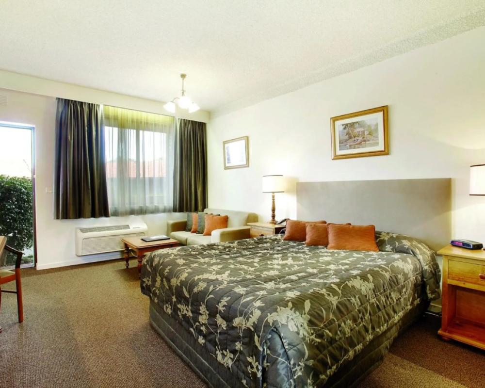 фото Hotel Bruce County