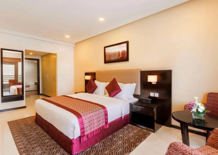 Ramada Hotel & Suites by Wyndham Amwaj Islands Manama