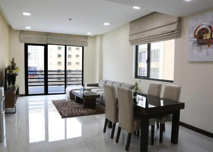Belle Tower Apartments
