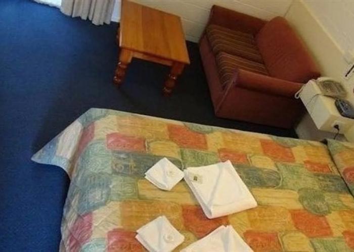 Pathfinder Motel