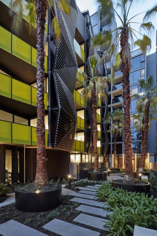 фото Turnkey Accommodation – North Melbourne