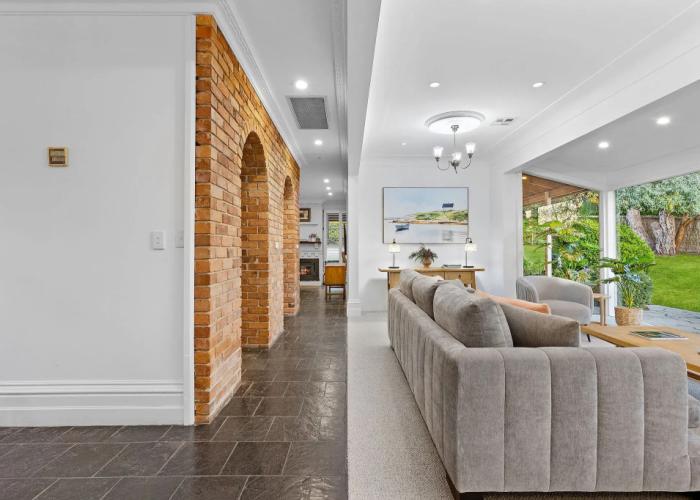 Tranquil Estate With Pool Heated Spa Gardens