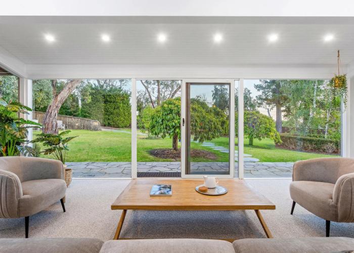 Tranquil Estate With Pool Heated Spa Gardens