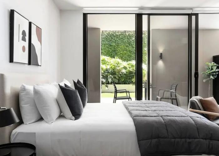 Caulfield Apartments by Urban Rest