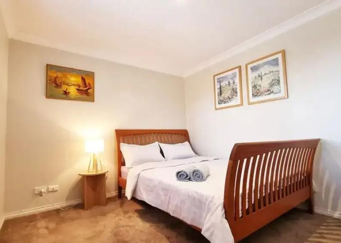 St Albans House - Spacious and Modern Home