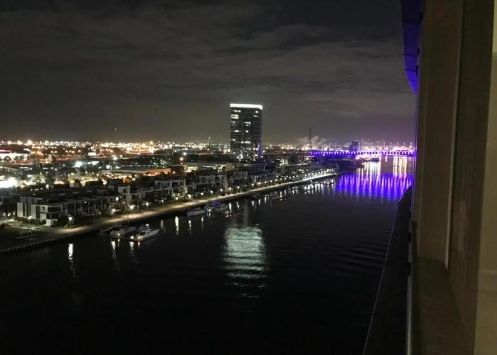 Melbourne Private Apartments - Collins Street Waterfront, Docklands