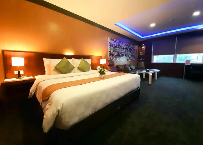 Miyana Hotel
