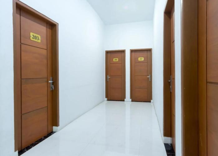 Super OYO 839 Royal Guest House