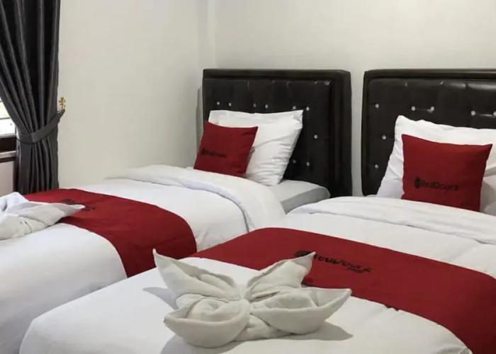RedDoorz near CitraLand Gama City Medan