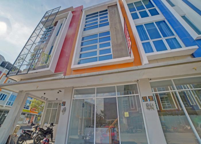 Super OYO 90559 Gamacity Residence