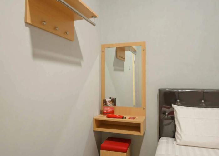 RedDoorz @ Helvetia Medan 2