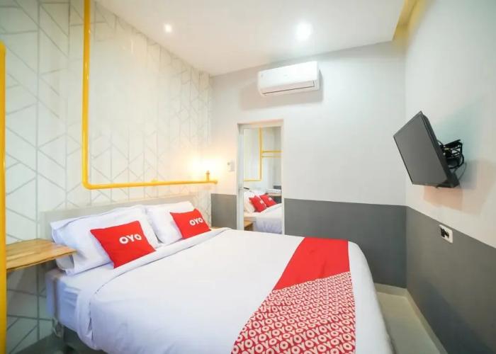 OYO 90874 Millenium Inn 2