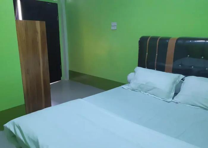 OYO 3487 Es Em Je Residence