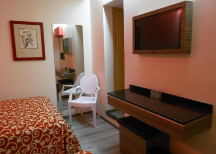 Hotel Dharma
