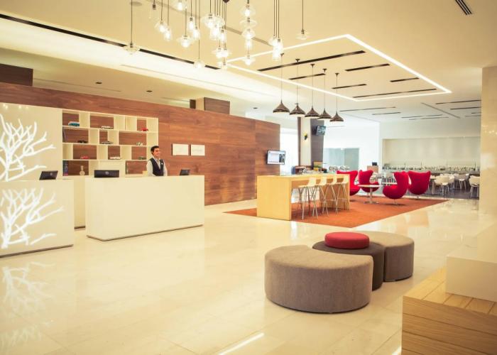 Fiesta Inn Plaza Central Aeropuerto