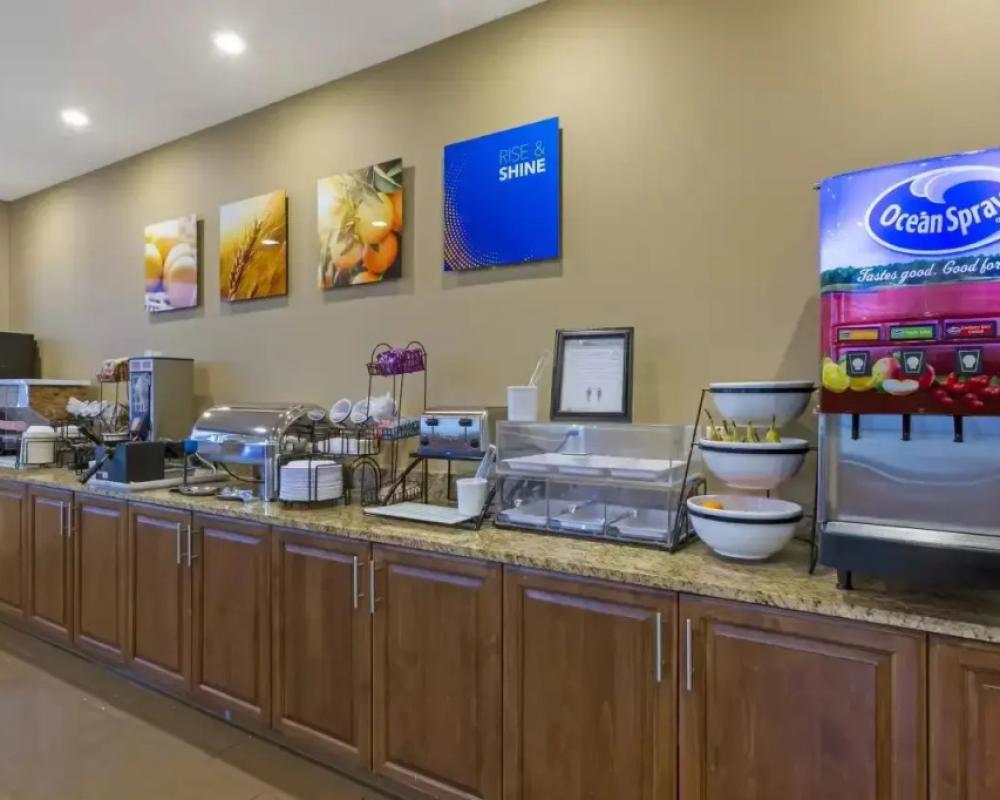 фото Comfort Inn Medford North