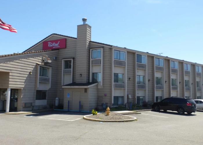Ramada by Wyndham Medford Airport North