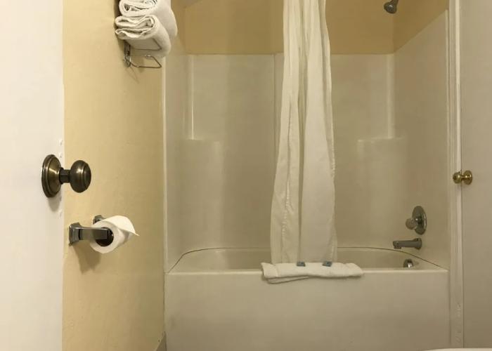 Relax Inn Of Medford