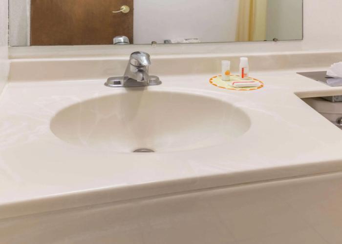 Days Inn by Wyndham Medford