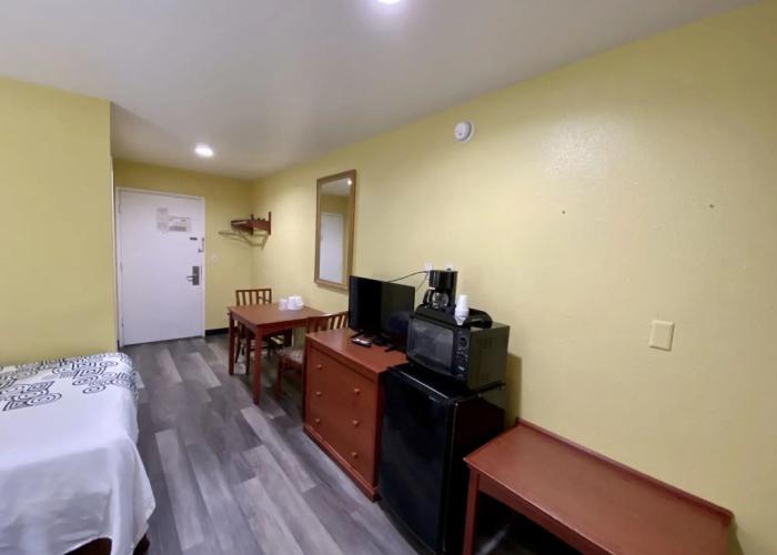 Travelers Inn Medford