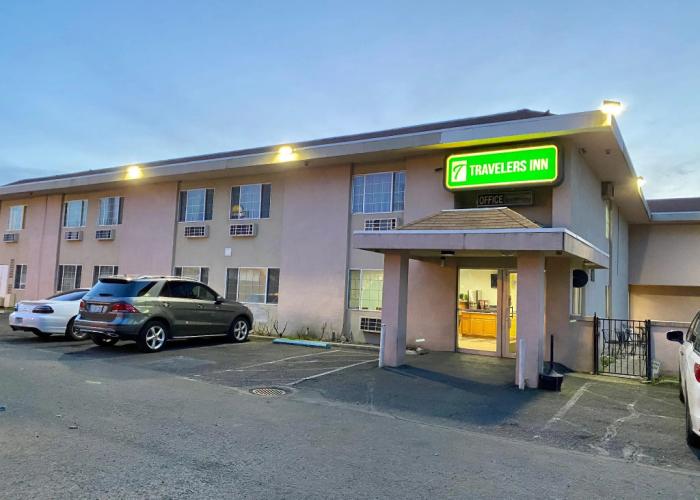 Travelers Inn Medford