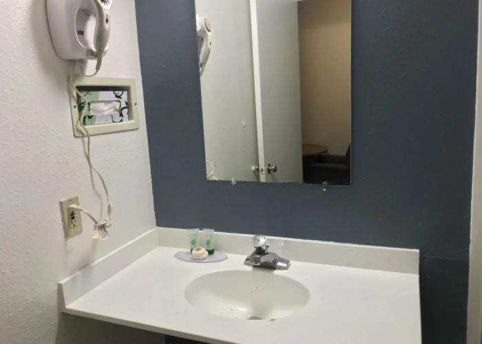 Travelers Inn Medford