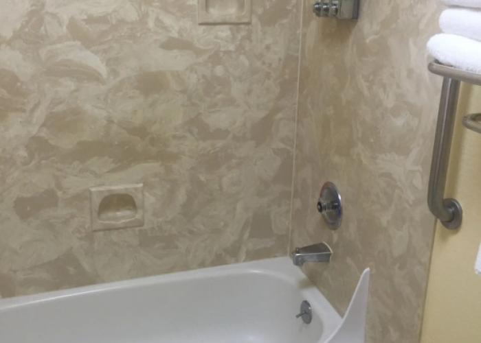 Quality Inn & Suites Medford Airport