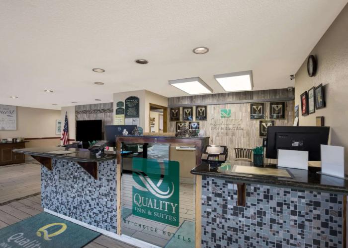 Quality Inn & Suites Medford Airport