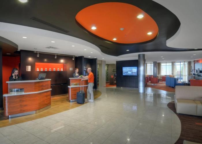 Courtyard by Marriott Medford Airport