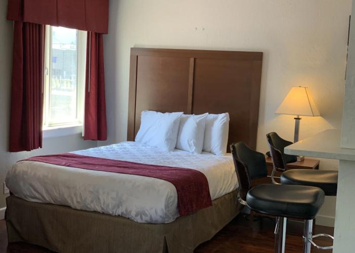 Red Carpet Inn Medford