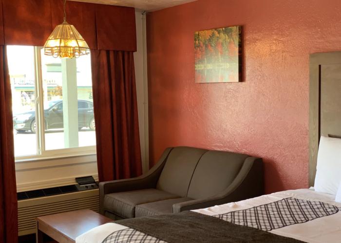 Red Carpet Inn Medford