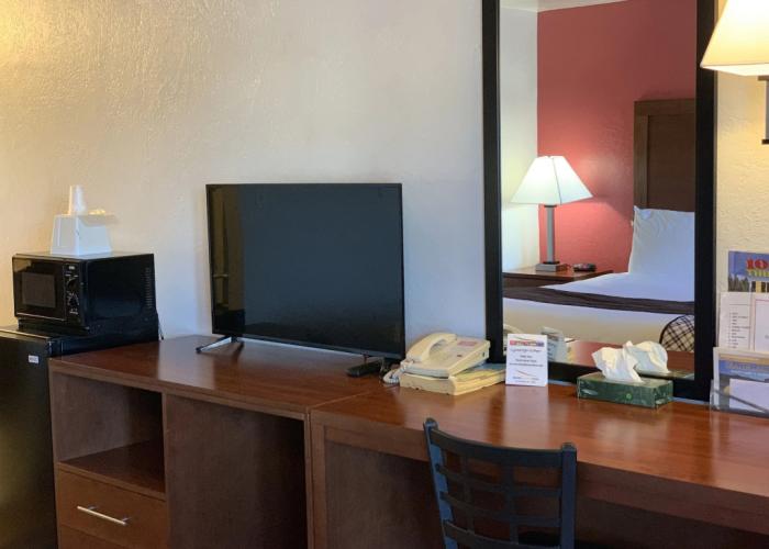 Red Carpet Inn Medford