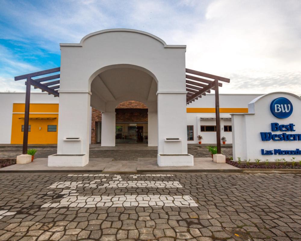 Best Western Las Mercedes Airport