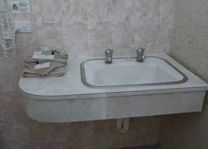 Grand Central Motel