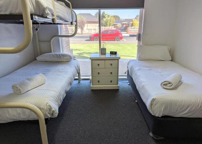 Arkana Motor Inn & Terrace Apartments