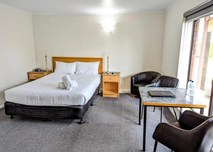Arkana Motor Inn & Terrace Apartments