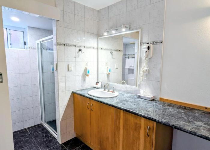 Arkana Motor Inn & Terrace Apartments