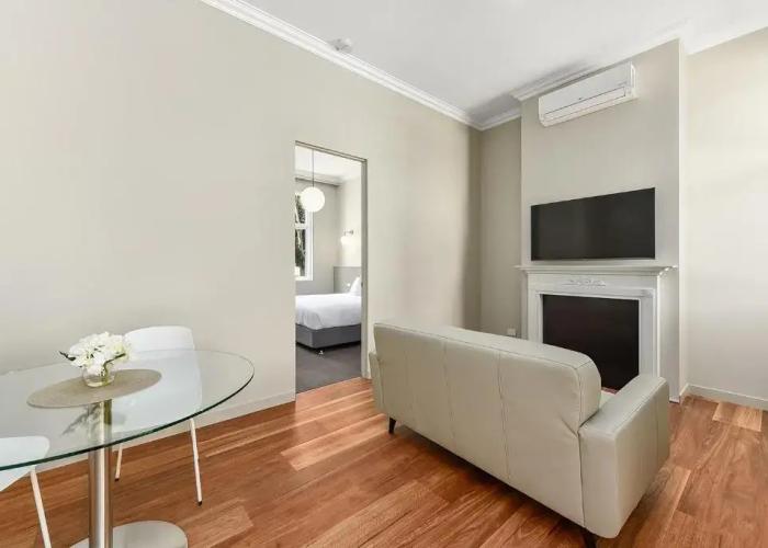 Aloha Central Platinum Apartments