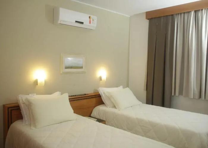 Golden Ingá Hotel