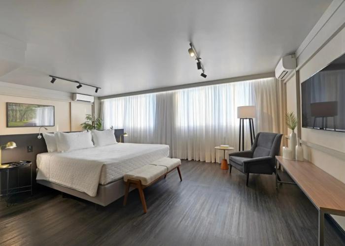 Hotel Deville Business Maringá