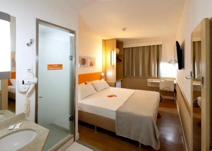 Hus Hotel Maringa