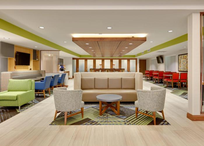 Holiday Inn Express Mitchell by IHG