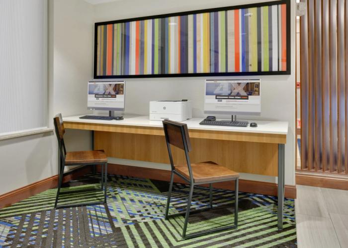 Holiday Inn Express Mitchell by IHG