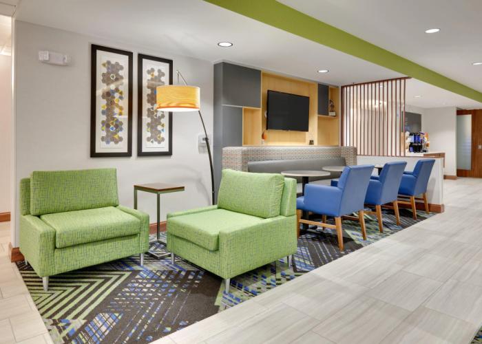 Holiday Inn Express Mitchell by IHG