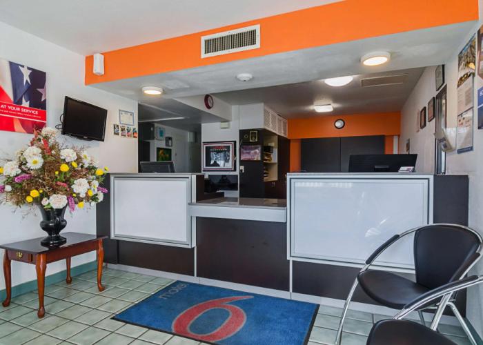 Motel 6 Mitchell, SD