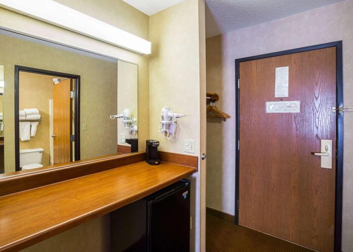 Quality Inn Mitchell I-90