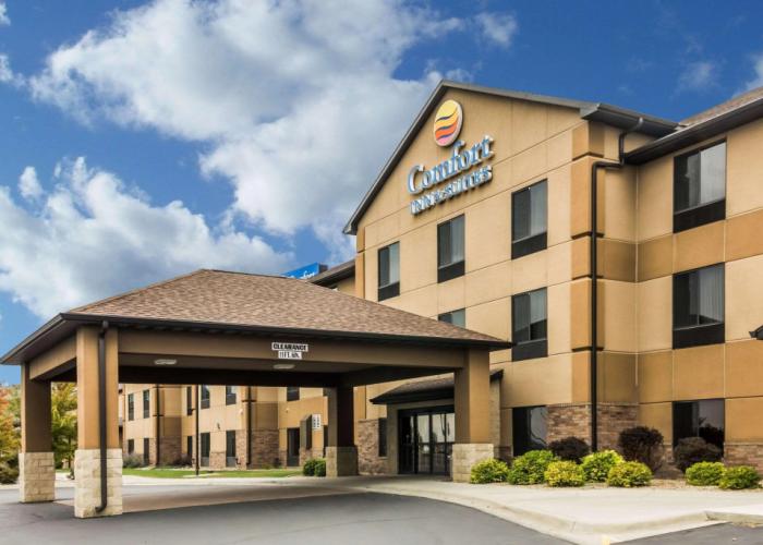 Comfort Inn & Suites Mitchell I-90